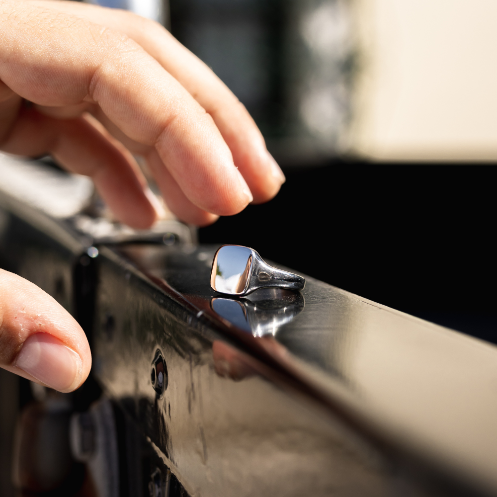 Smooth Square Signet - Silver