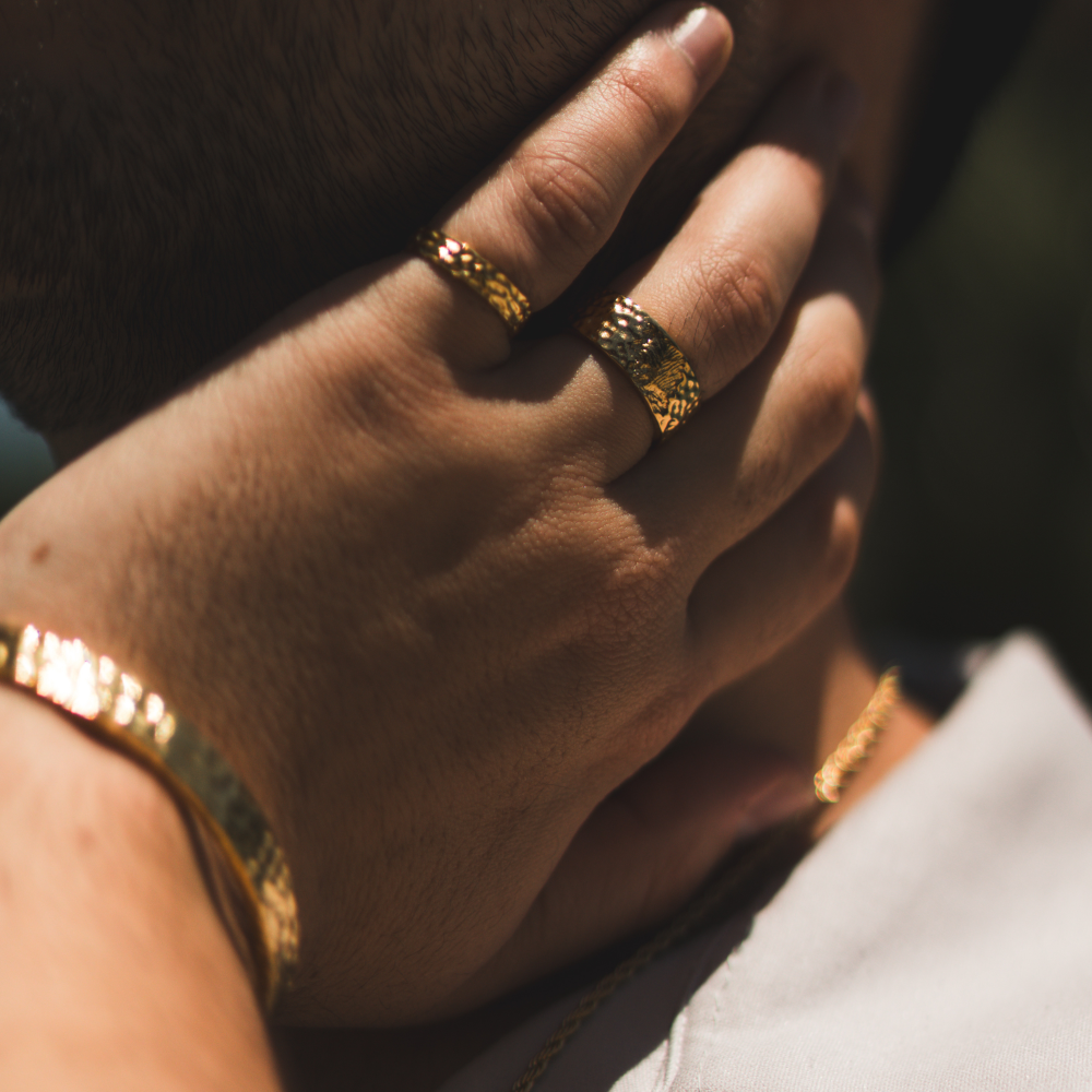 Chunky Hammered Band - Gold