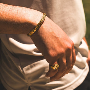 Hammered Signet - Gold