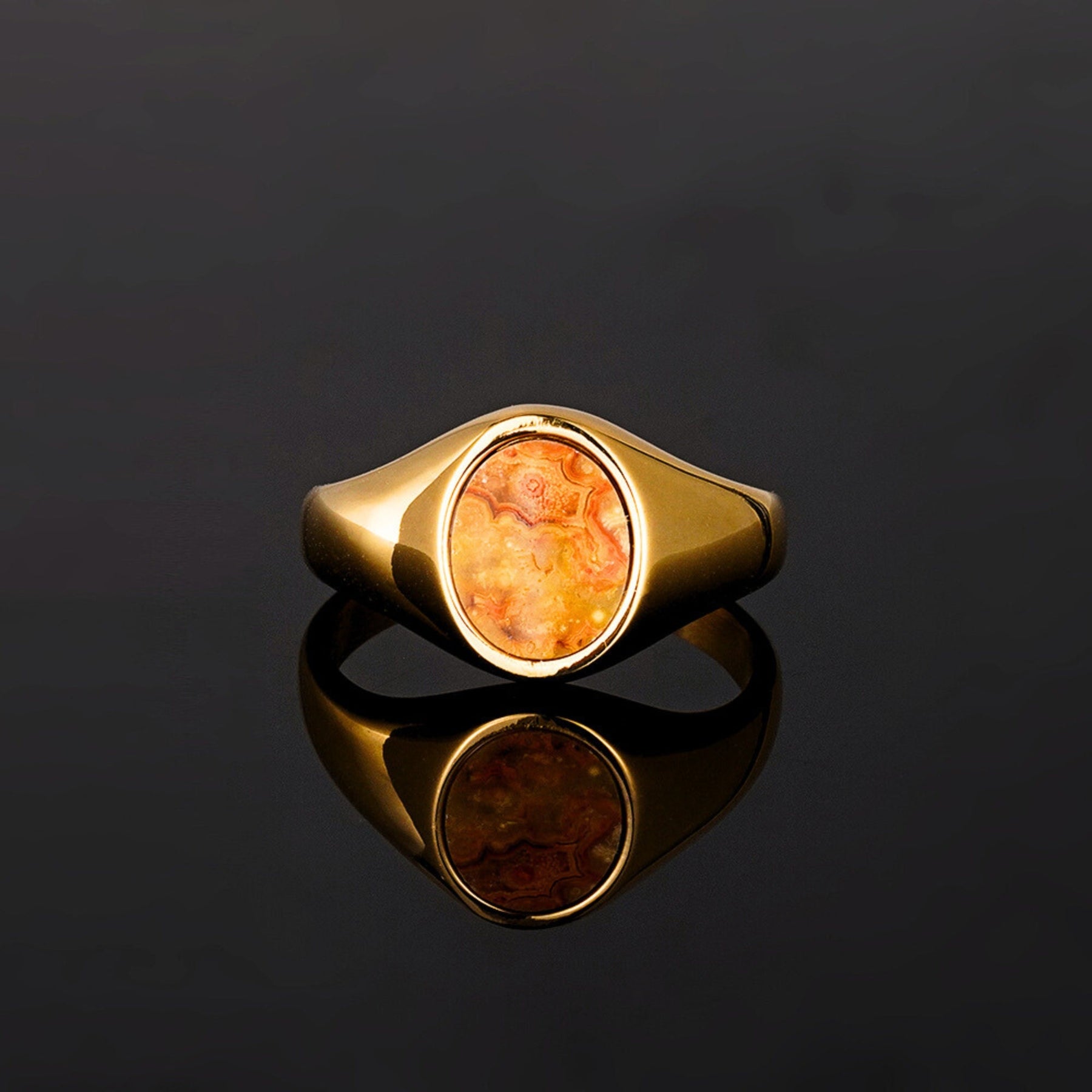 Crazy Onyx Signet Ring - Gold