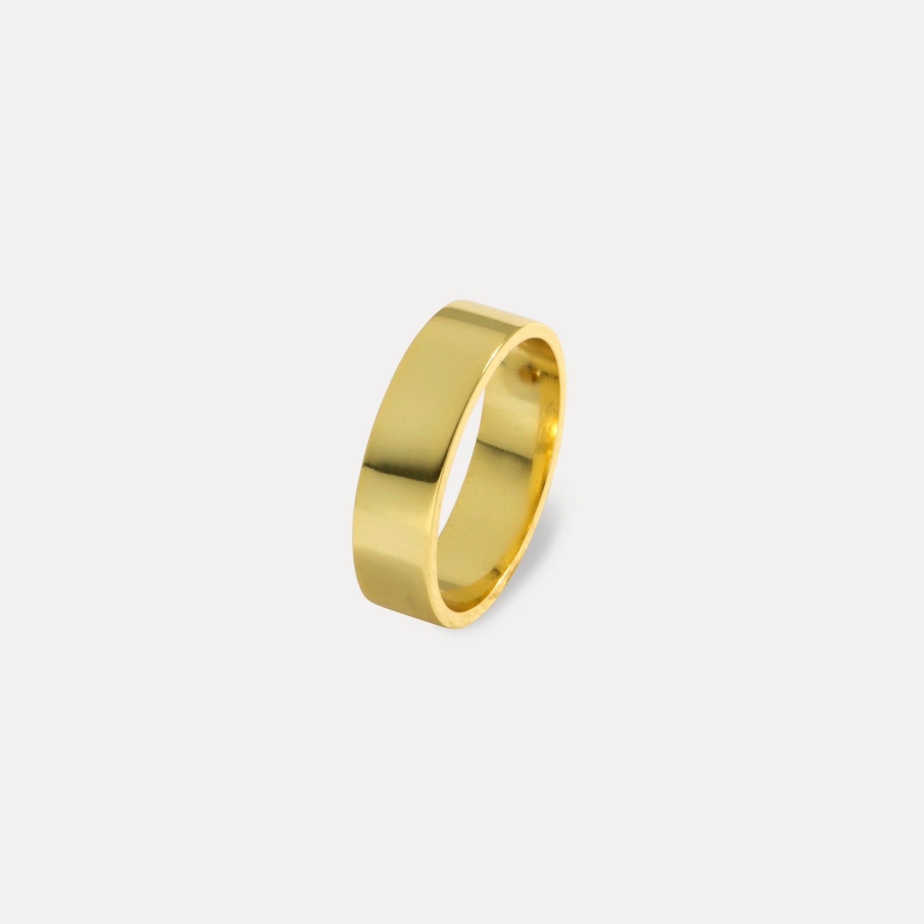 Smooth Band - 18K Gold