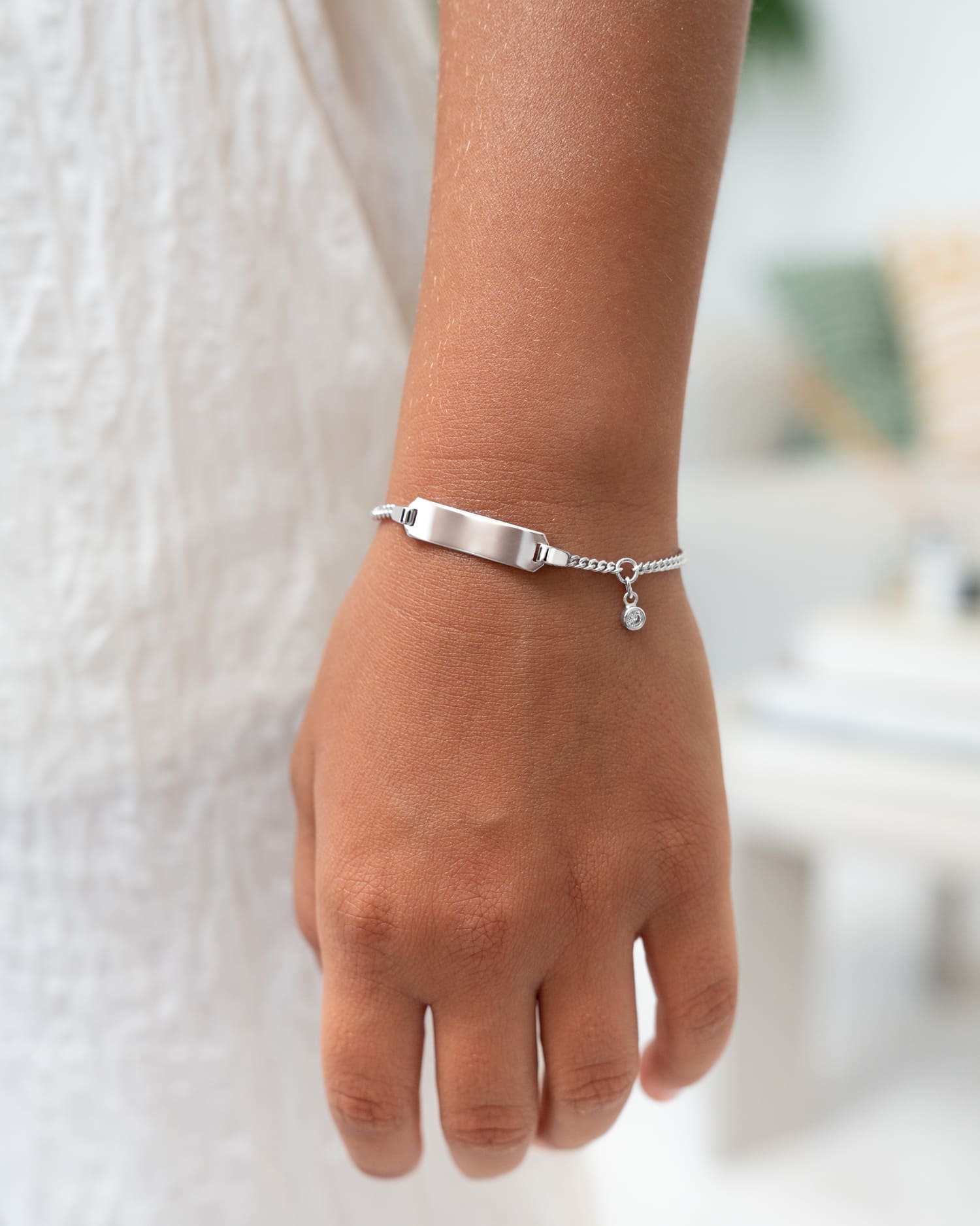 Engraving bracelet engraving plate zirconia