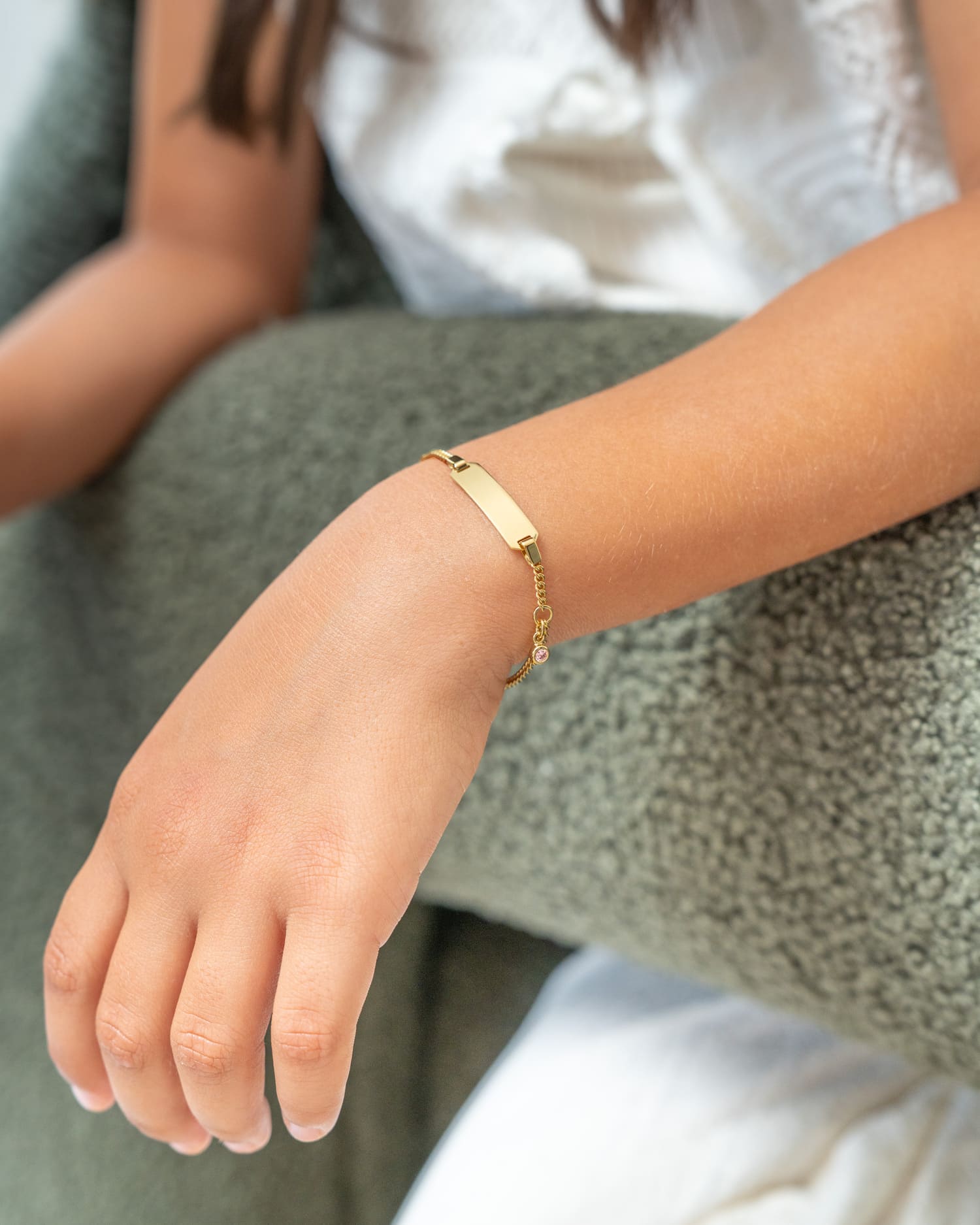 Engraving bracelet engraving plate zirconia pink