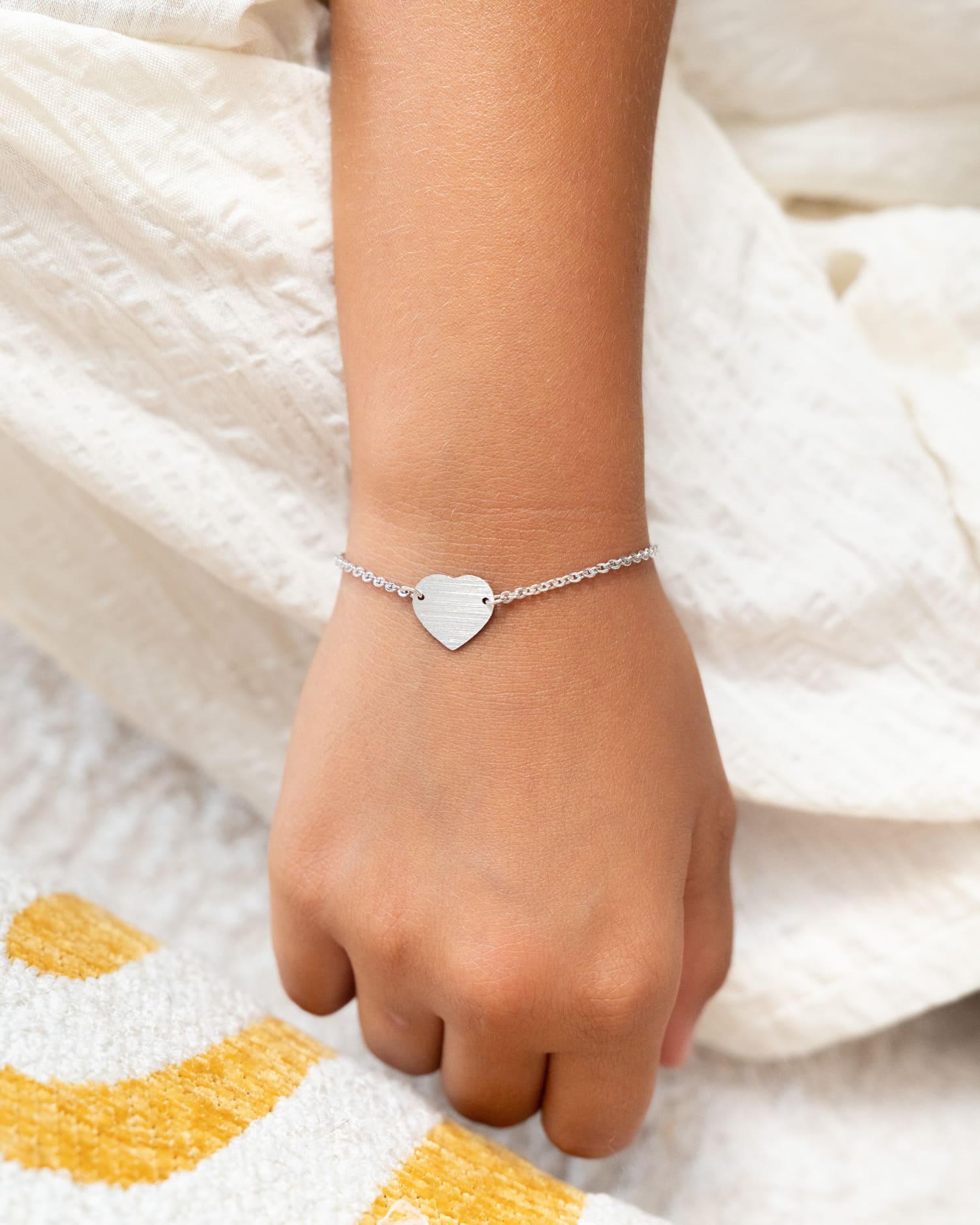 Engraving bracelet engraving plate heart