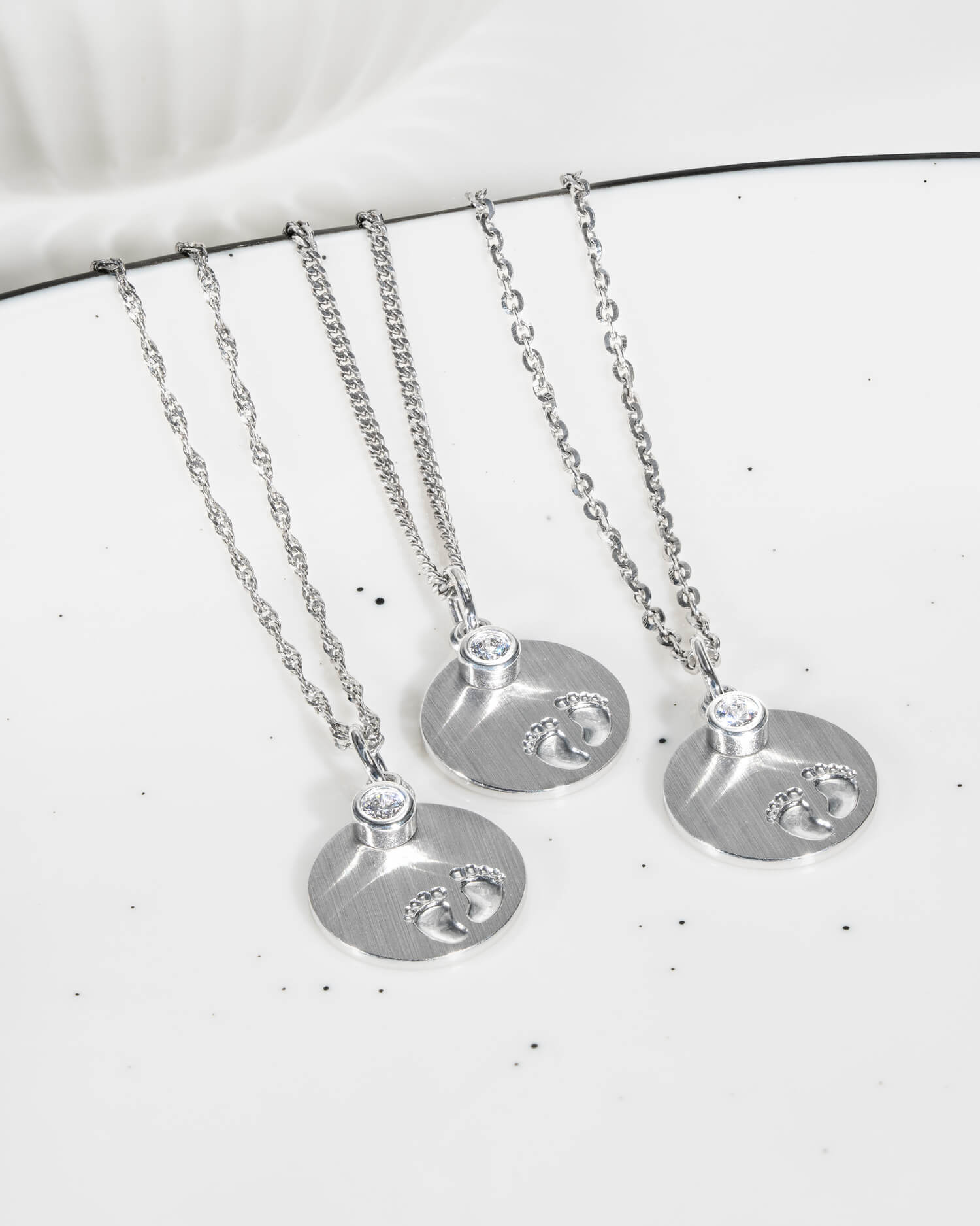 Engraving plates pendant necklace baby feet zirconia 12mm-3