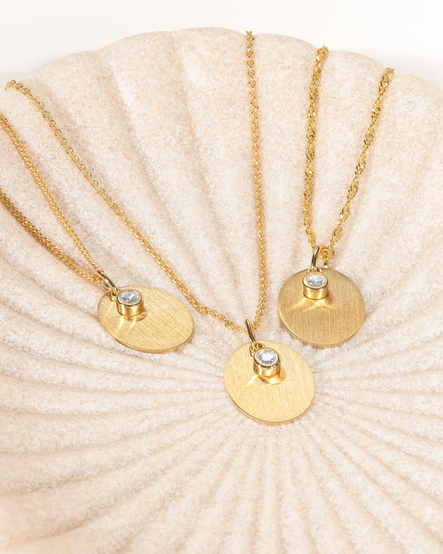 Engraving plates necklace pendant oval zirconia