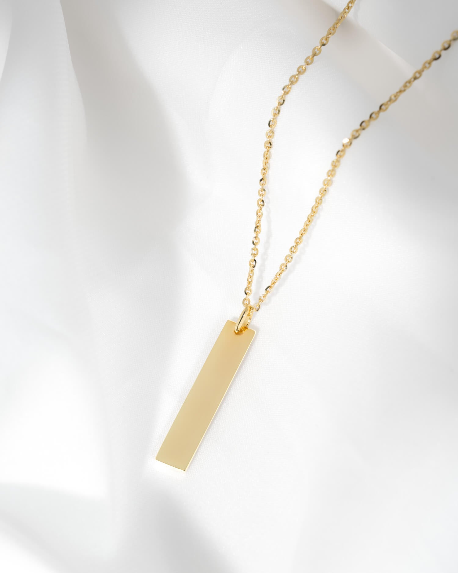 Bar necklace engraving plate pendant