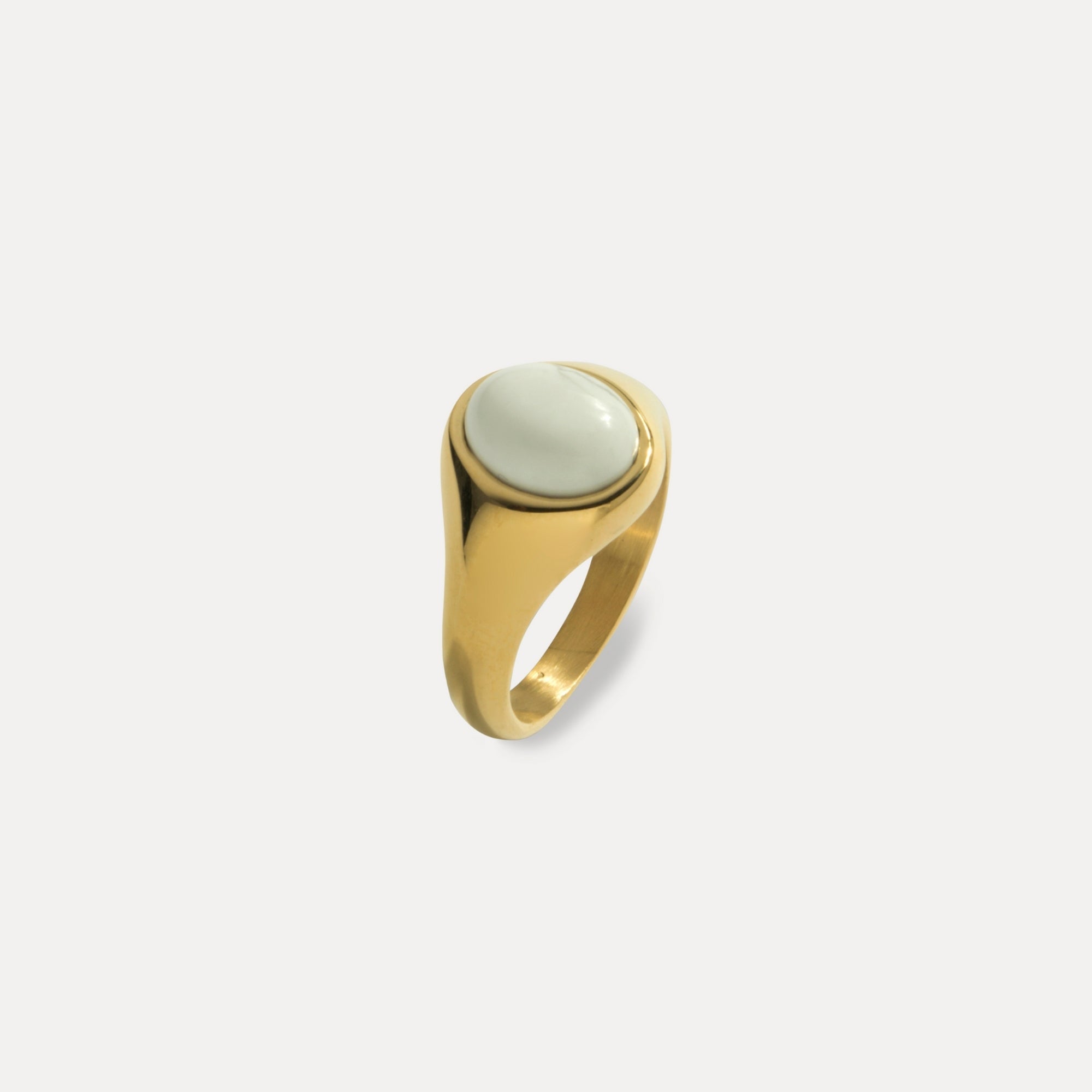 Natural Pine Signet Ring - Gold