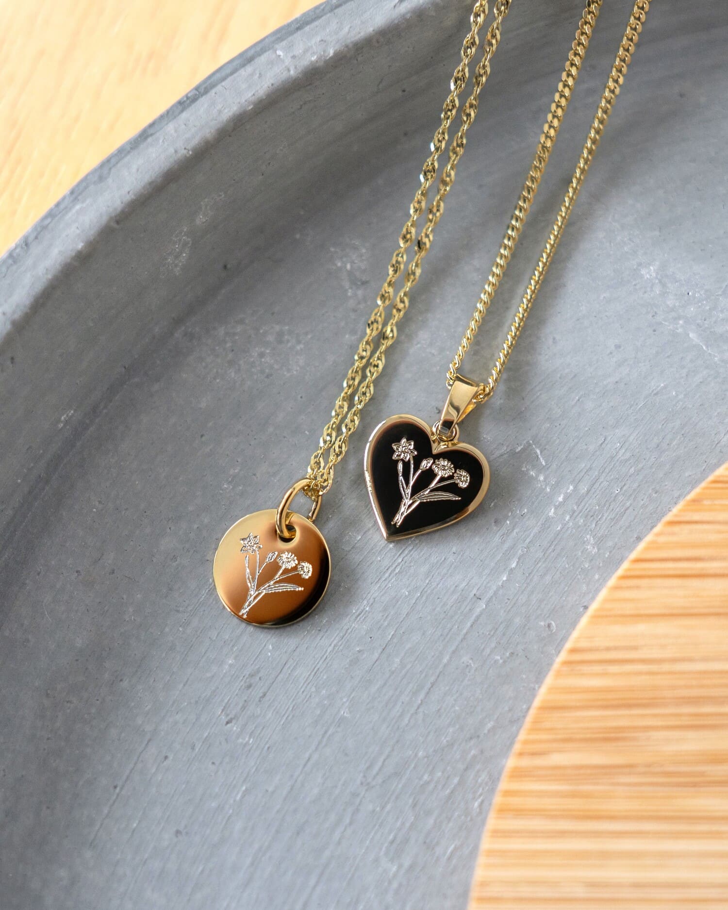 Engraving plates necklace pendant round 10mm