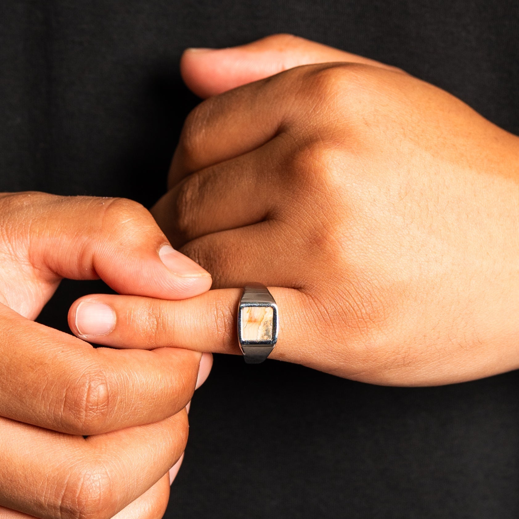 Square Crazy Onyx Ring - Silver