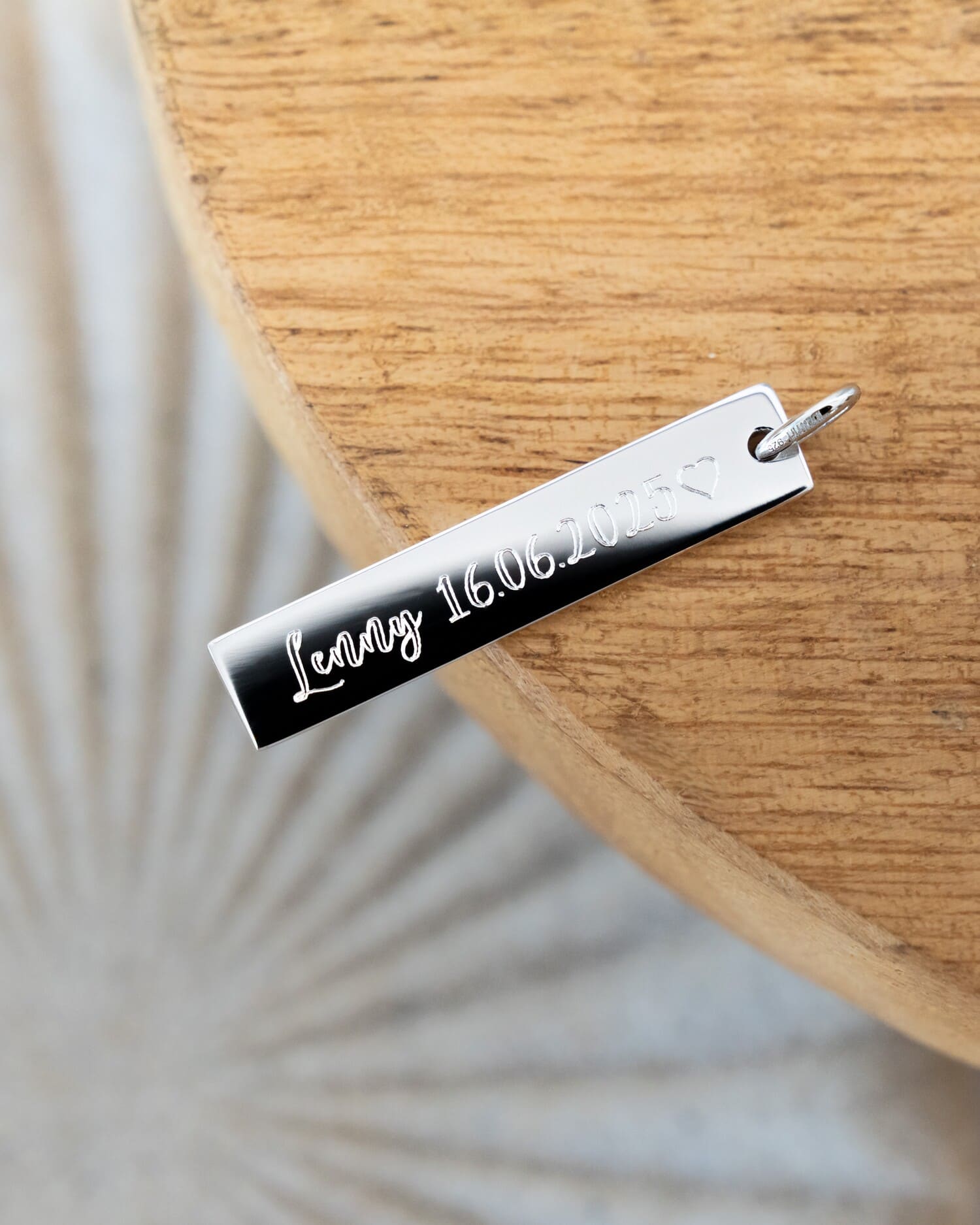 Bar necklace engraving plate pendant