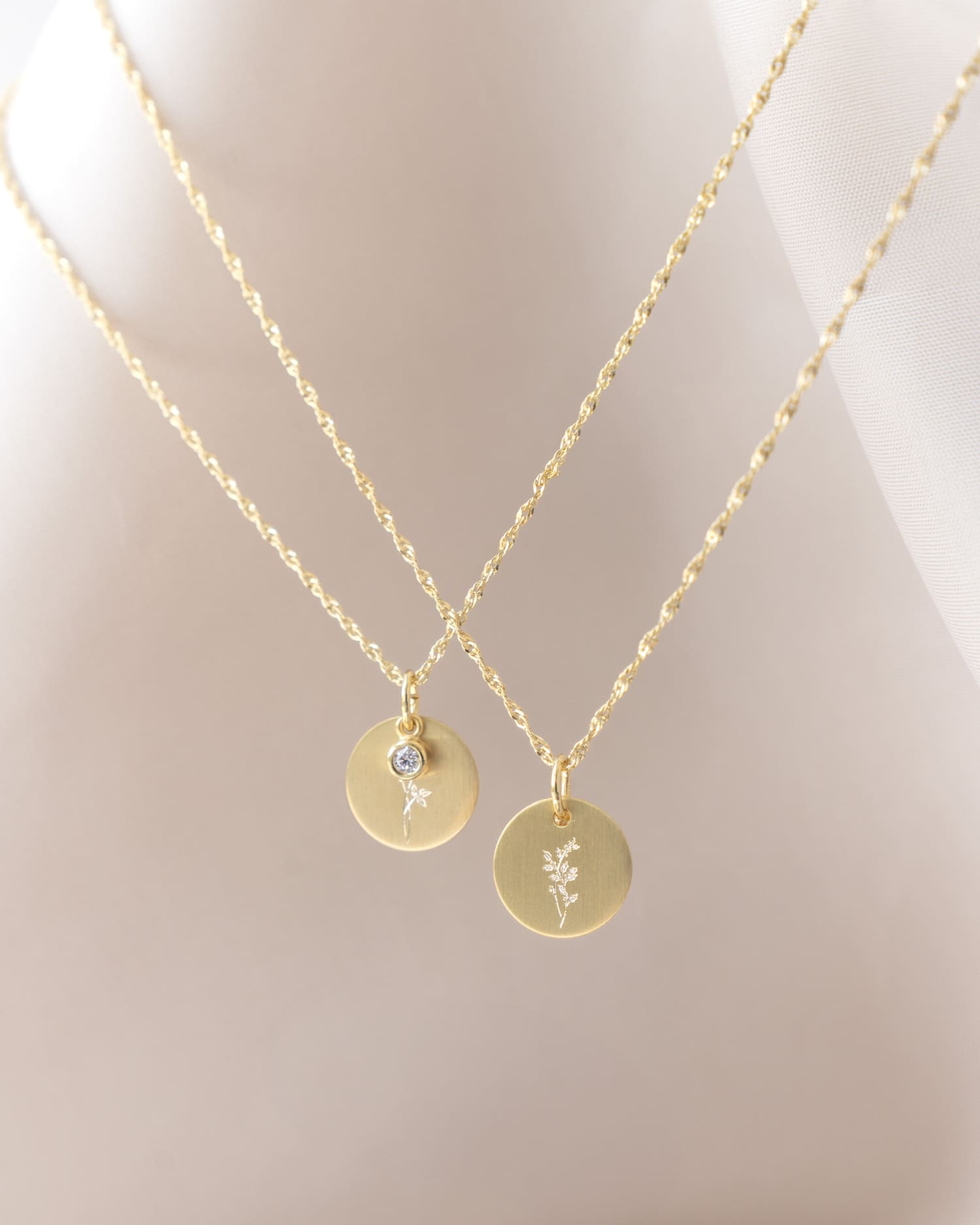 Engraving plates necklace pendant round 12mm-8