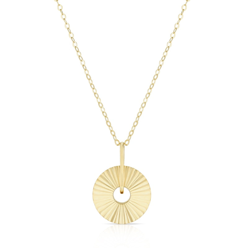 9ct Yellow Gold Textured Circle Pendant Necklace