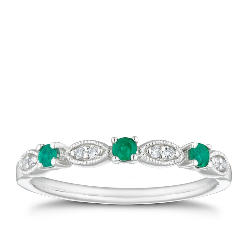 9ct White Gold Emerald & Diamond Vintage Eternity Ring