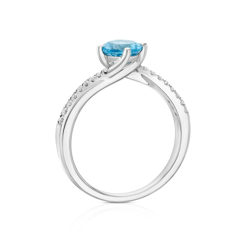 9ct White Gold 0.10ct Diamond & Blue Topaz Solitaire Ring