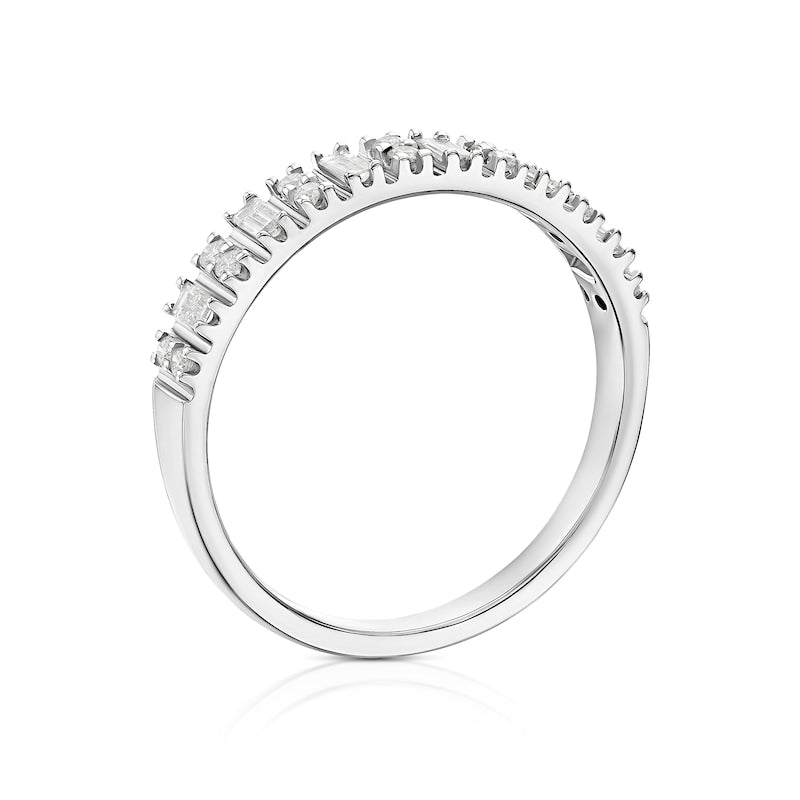 18ct White Gold Baguette & Round Eternity 0.25ct Diamond Ring