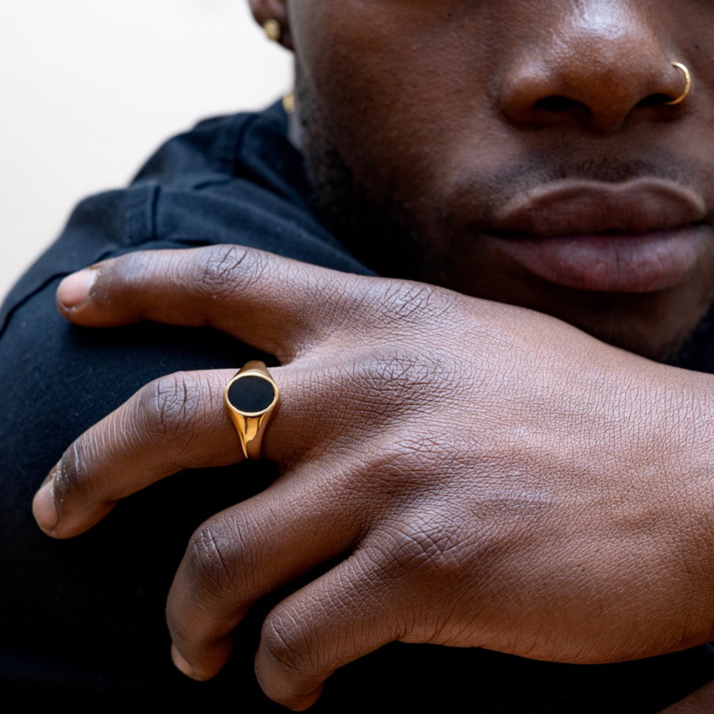 Onyx Signet Ring - 18K Gold
